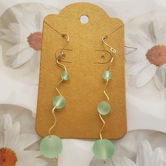 Zig Zag Earrings - Picture 2 of 5